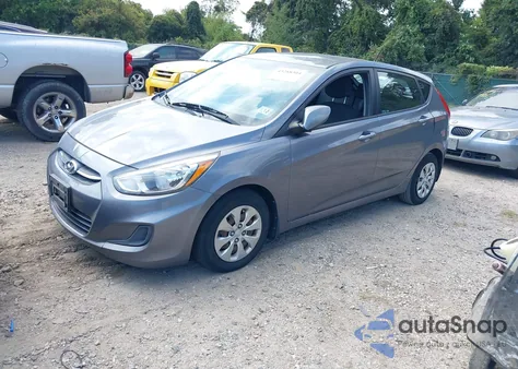 2015 Hyundai Accent Gs z USA, uszkodzony, nr VIN KMHCT5AE3FU231810